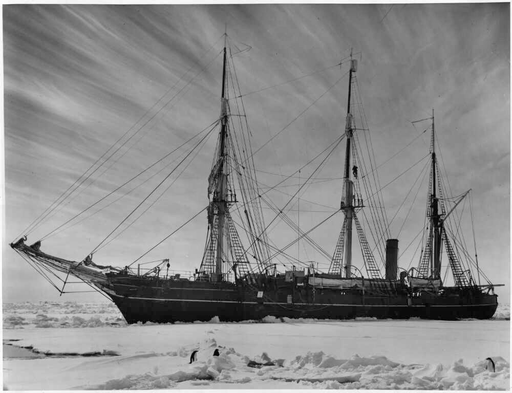 Discovery, Robert Falcon Scott - Ships of the Antarctic 