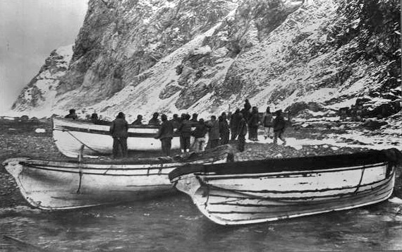 Shackleton - Ernest Shackleton and the Endurance expedition, into the ...