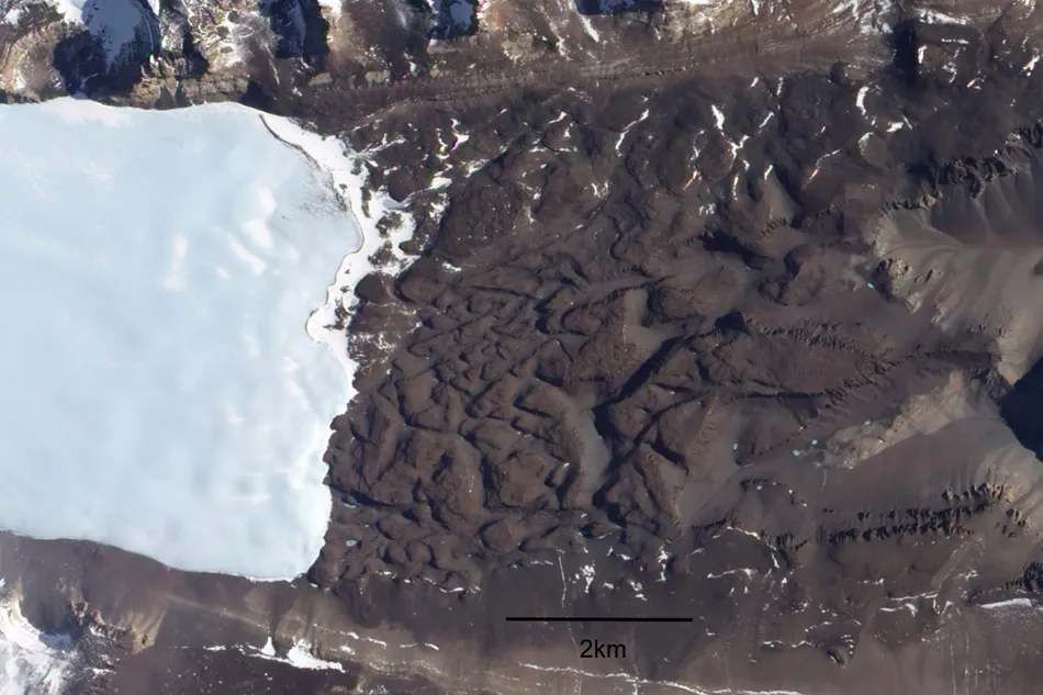 Labyrinth, dry valleys, Antarctica