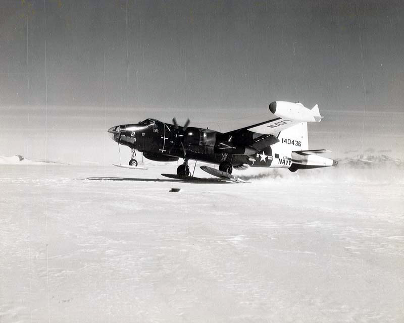 Antarctica Aircraft - P3 touchown