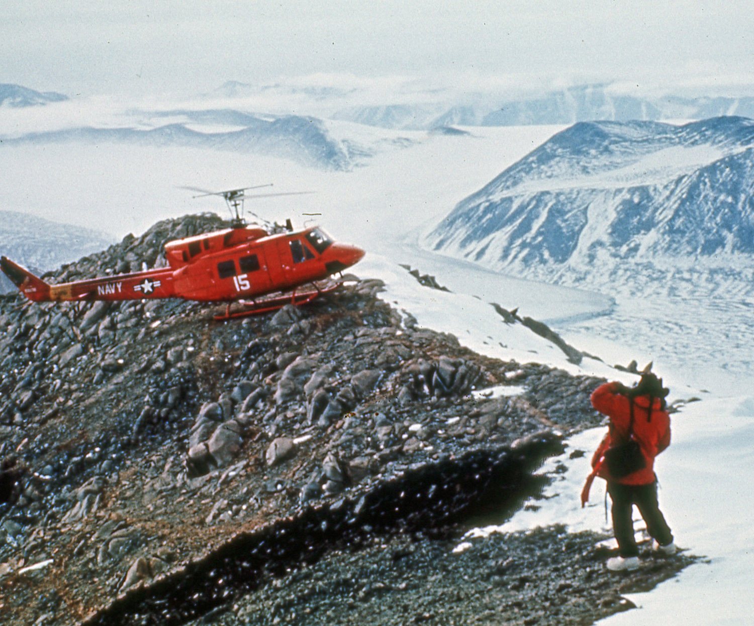 Antarctica Aircraft - Helicopter 4