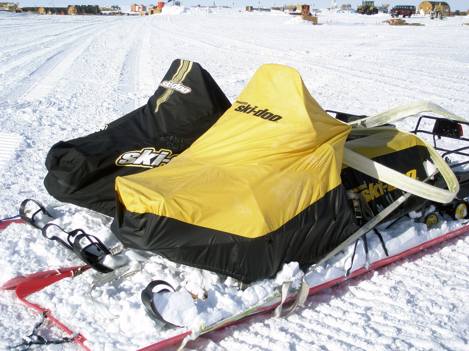 Vehicles and equipment of the South Pole Traverse - 02