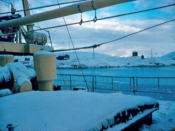 Arrival at an Antarctic Base