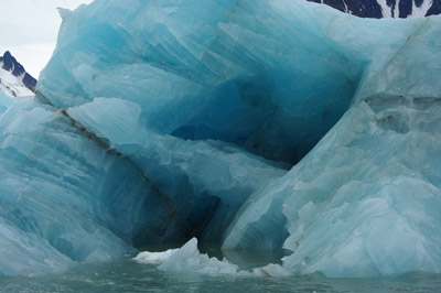 Small Iceberg 2 - Svalbard / Spitsbergen