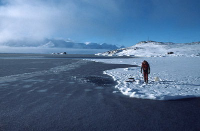 Antarctic Ice Diving 20
